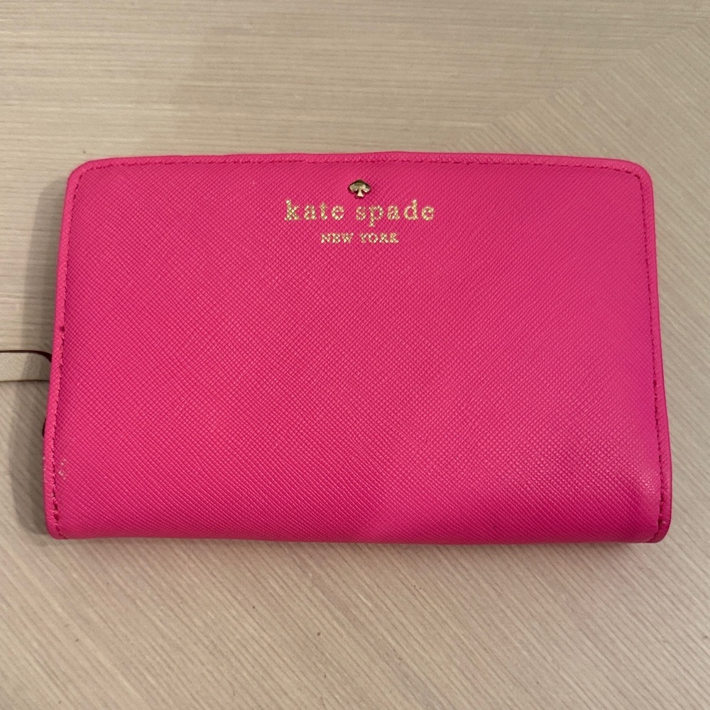 Kate Spade New York Bright Neon Pink Compact Saffiano Jules Wallet Zipper NWT